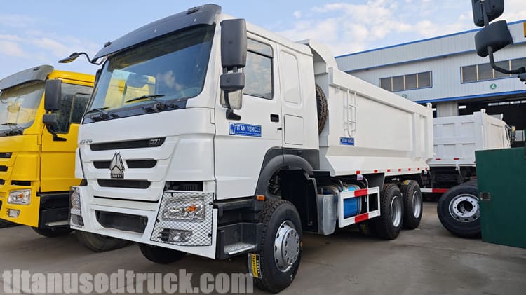 Pre Owned Howo Dump Trucks 371 HP for Sale in Guam