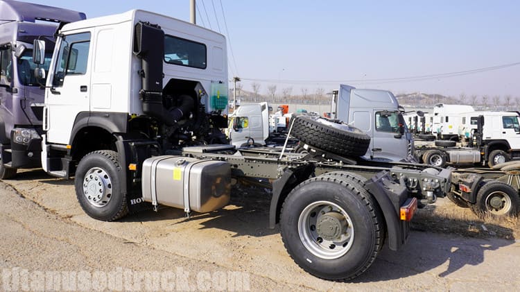 Used Howo Tractor Truck 4x2 for Sale in Tanzania