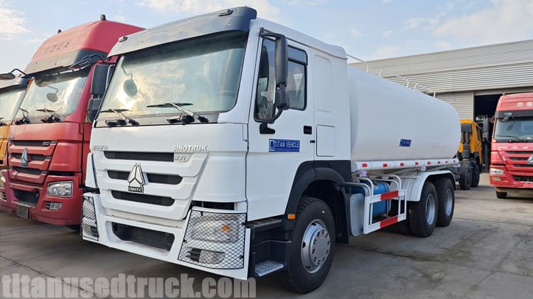 Used Howo Oil Tanker Trucks 371 HP for Sale in Kenya