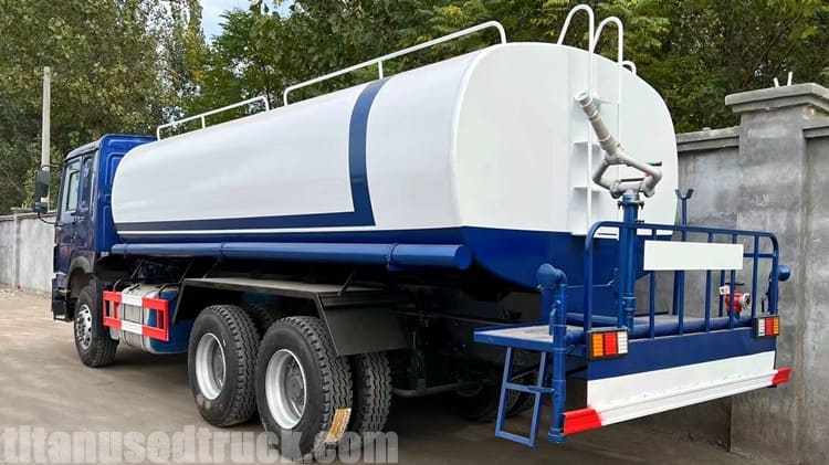 6x4 Used Howo Water Bowser Truck for Sale in Zambia