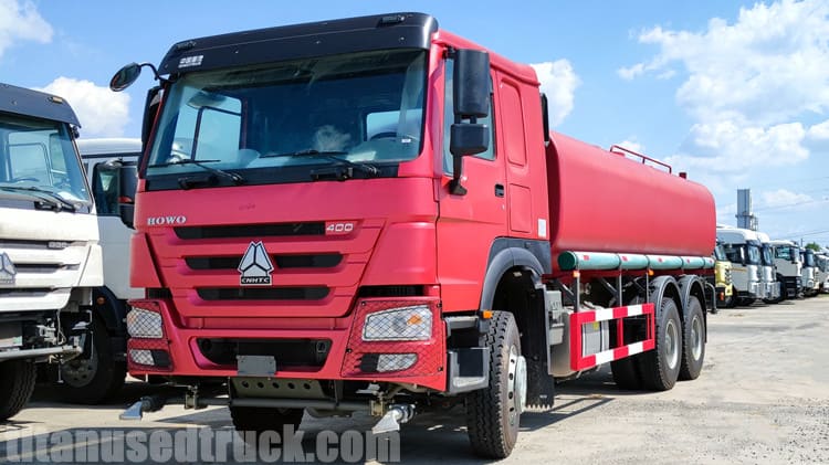 CNHTC Used Howo Water Tank Truck 6x4 for Sale in Uganda