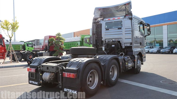 LHD Used Sitrak C7H 440 HP Tractor Truck for Sale in Cameroon
