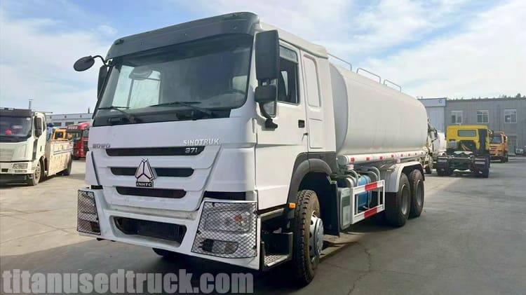 371 HP Second Hand Howo Water Tank Truck for Sale in Guinea