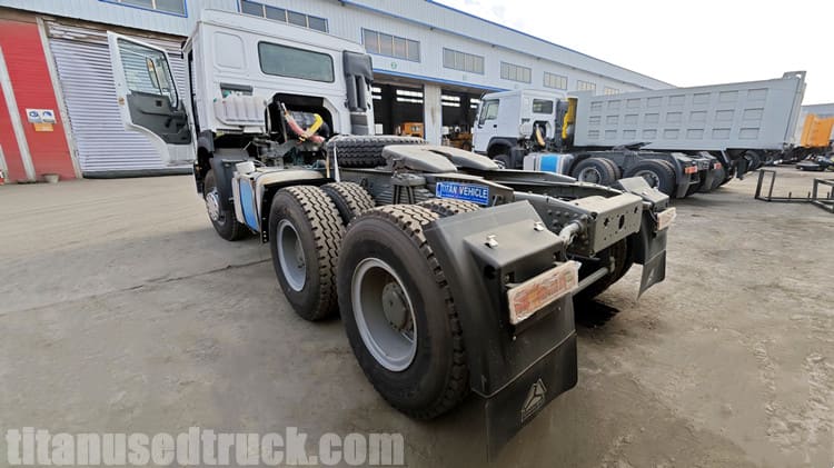 6x4 Used Howo Tractor Truck 371HP for Sale in Nigeria
