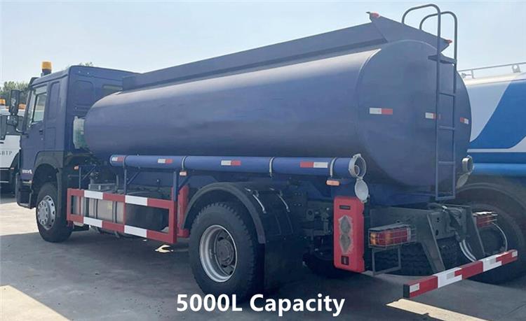 Slightly Used Howo 4x2 Petrol Tanker Truck for Sale In Gabon
