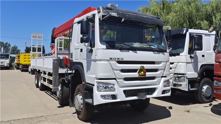 Used Howo 8x4 Crane Truck for Sale Near Me In Nigeria