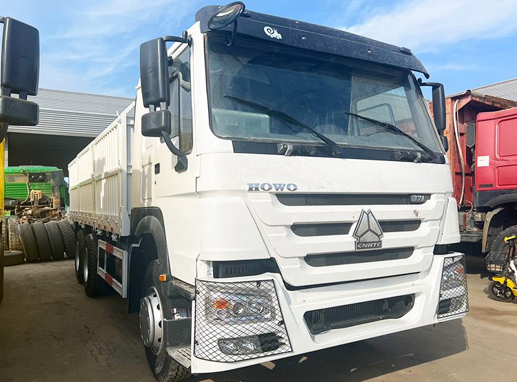 6x4 371 Second Hand Howo Cargo Truck for Sale in Nigeria