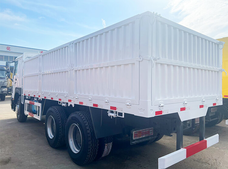 6x4 371 Second Hand Howo Cargo Truck for Sale in Nigeria