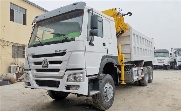 Used Howo Mounted Crane Dump Truck for Sale in Nigeria