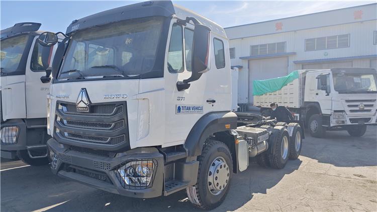 Used Howo NX Truck Tractor for Sale In Mali