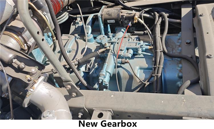 Used Howo NX Truck Tractor for Sale In Mali