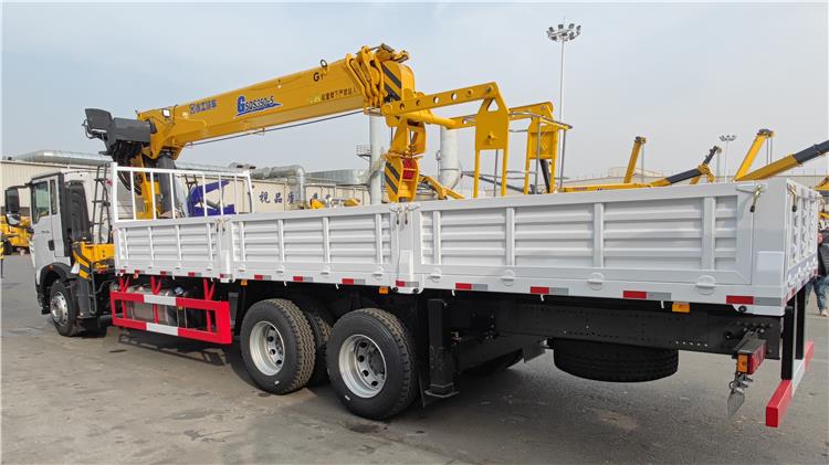 Used Howo XCMG 12 Ton Crane Truck for Sale In Congo