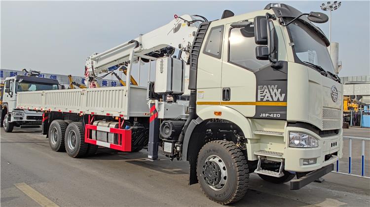 Used Faw Crane Truck for Sale In Uganda
