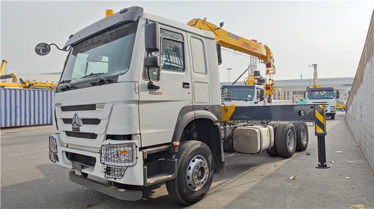 Used Howo 12 Ton Crane Boom Truck for Sale In Namibia