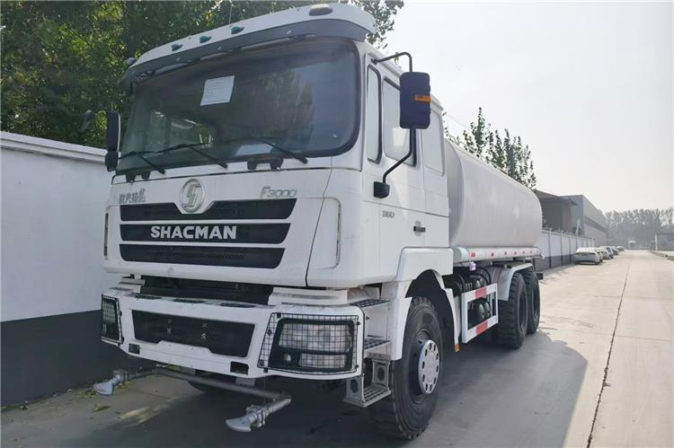 Used Shacman Water Truck for Sale In Ghana