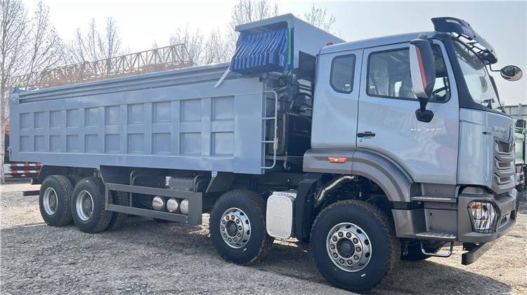 Used Howo NX 8x4 Dump Truck for Sale In Ghana