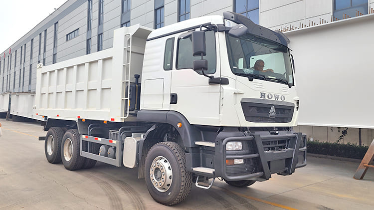 Used Howo TX 371 8X4 Dump Truck Price for Sale in Nigeria