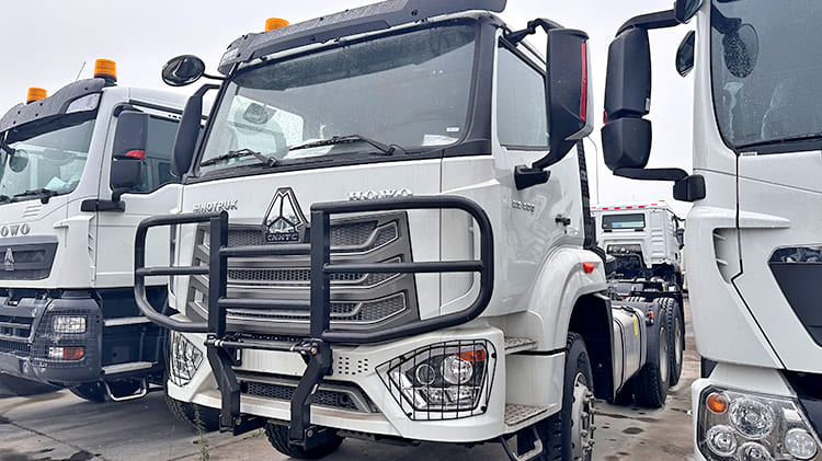 Used Sinotruk Howo 6x4 Tractor Trucks 400HP For Sale in Nigeria