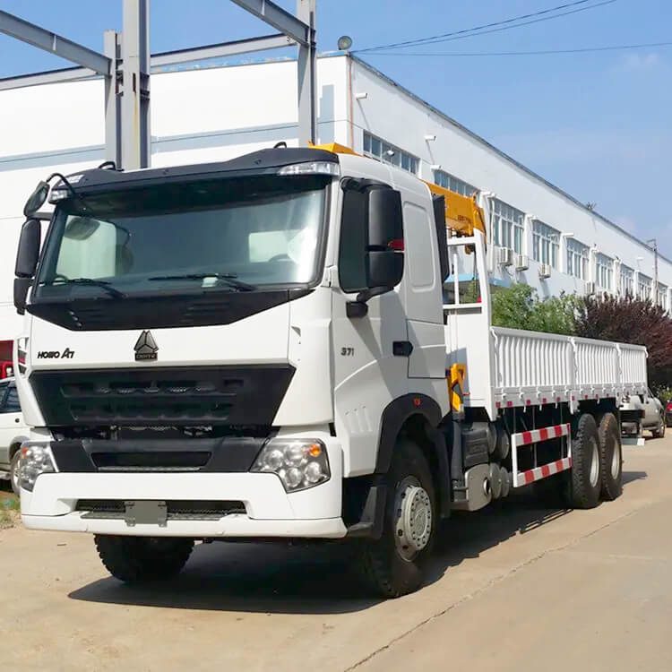 Sinotruk Howo A7 6x4 Used Boom Truck